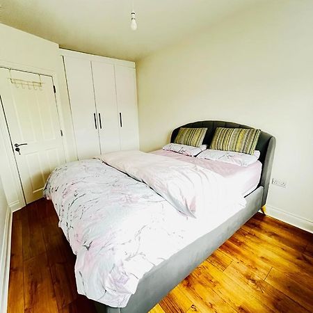 Room In Limerick Junction Exterior foto