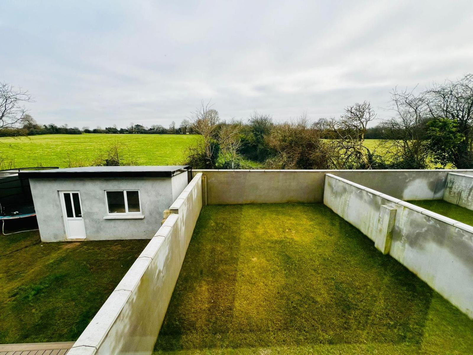 Room In Limerick Junction Exterior foto